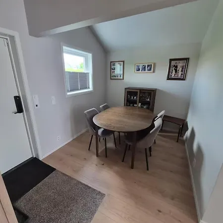 Modern Private Quiet Neighborhood Villaer Lier (Buskerud)