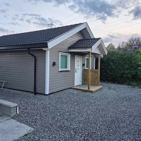 Modern Private Quiet Neighborhood Villaer Lier (Buskerud)